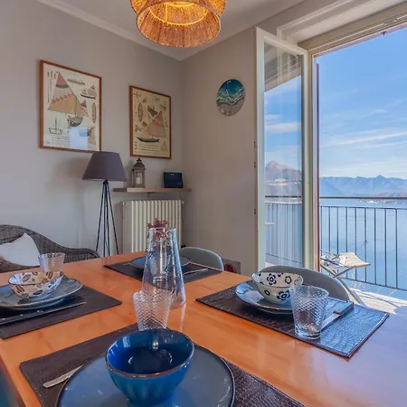 Panorama Del * Perledo