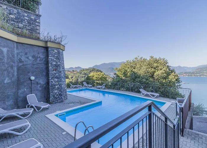 Panorama Del * Perledo